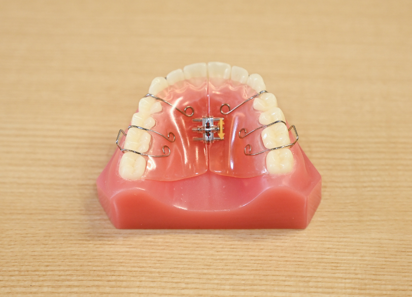 床矯正|ホワイトエッセンス吉田